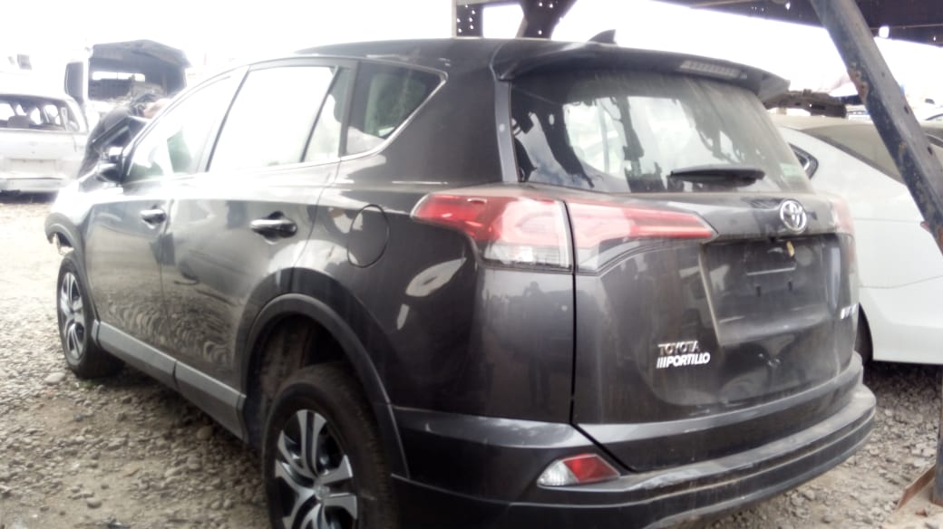  Toyota RAV4 2018    EN DESARME